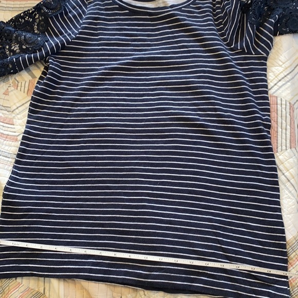 LOFT Navy & White Striped T-shirt Lace Sleeve - Picture 8 of 9